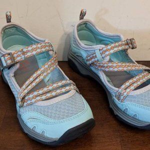 Chaco Women's OUTCROSS EVO MJ